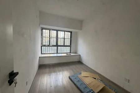 悦山府 3室2厅2卫 1,300元/月 南北通透,学区房,好景观