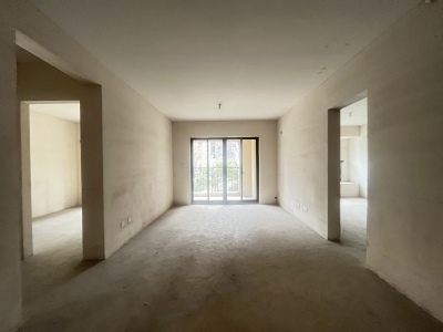 昌建融创枫丹壹号 4室2厅2卫 92万元 南北通透,业主急售,好景观,次新房