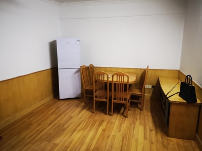 银湖南路富通商住楼