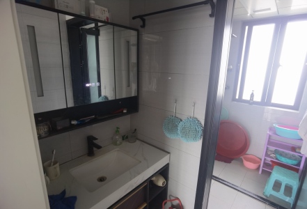 翡丽世家 3室2厅2卫 2,800元/月 南北通透