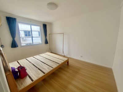 黄果山二村261号