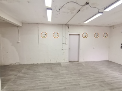 弋江嘉园三期 社区底商 1700.0元/月 转角旺铺