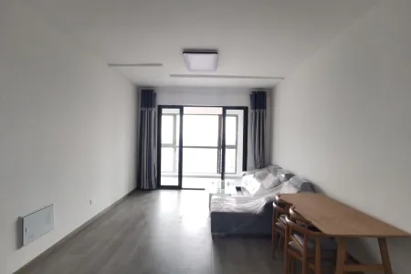 中御公馆4房2厅2卫南北精装真实好房