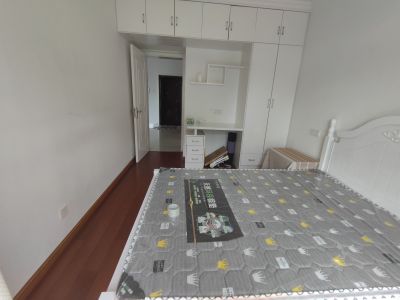 凤凰城北岛水云间