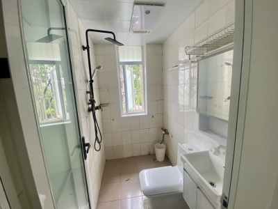 黄果山二村261号