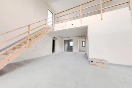 伟星政务壹号 3室2厅1卫 315万元 @亮点@