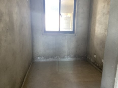 君和皇家花园 3室2厅1卫 800元/月 南北通透,采光充足,沿河景观