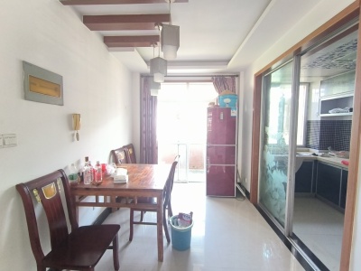 龙湖新城一期C区