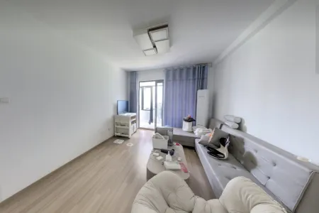 融创公元20203房2厅2卫南北普装真实好房