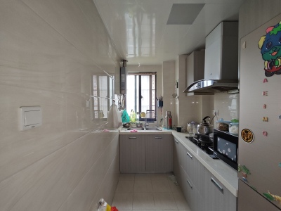 东方龙城湛露苑