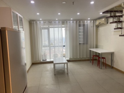 汇金广场 1室1厅1卫 30万 南北通透,采光充足,三证齐全