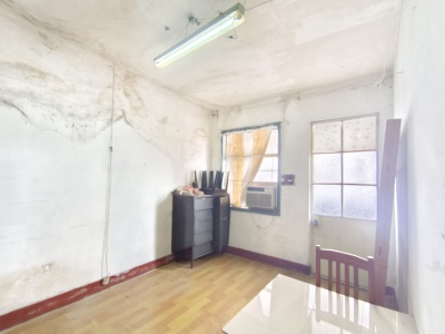 中山路121号 2室1厅1卫 600元/月 满两年,三证齐全