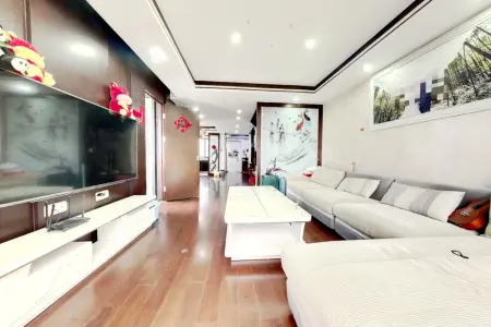 柏庄观邸 3室2厅2卫 2300元/月 南北通透,好景观