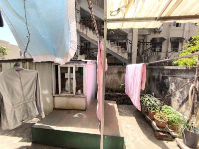 东郊路建行宿舍