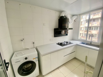 黄果山二村261号