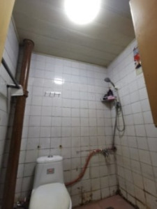 东郊路菜市场
