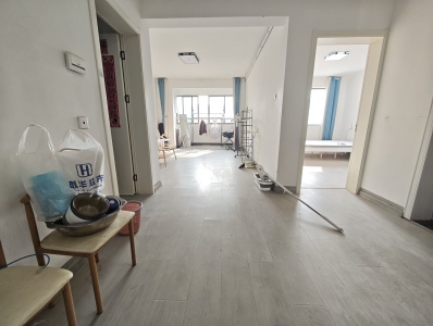 澜亭雅居 2室2厅1卫 1,400元/月 南北通透,性价比高