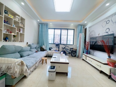 秀山文苑 3室2厅1卫 48万 业主急售,VR房,视频房