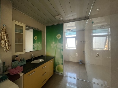 凤凰城中岛百合苑