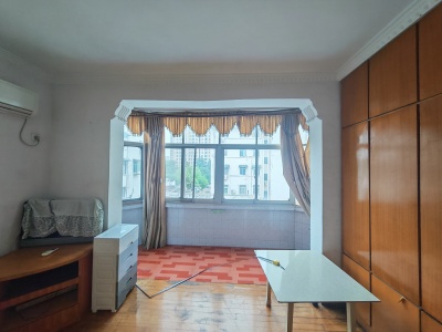 利民五村 2室1厅1卫 1,200元/月 南北通透