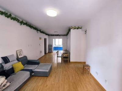 东方龙城清荷苑 3室2厅1卫 2,200元/月 南北通透,房产证在手里