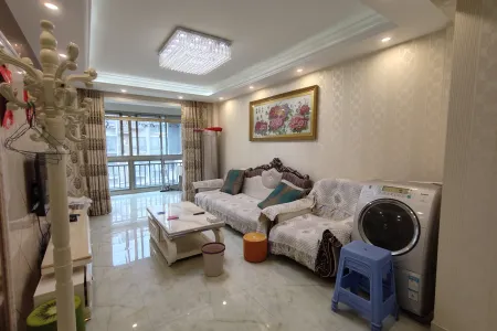 香江比华利山庄 2房2厅1卫 1,800元/月 南北通透,采光充足,三证齐全