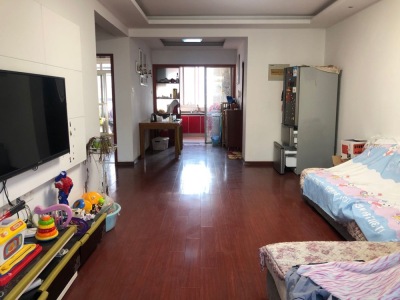 银湖·波尔卡国际花园南区 2室2厅1卫 60万 南北通透,满两年