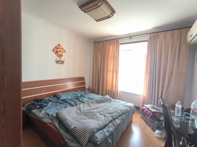 龙湖新城一期C区