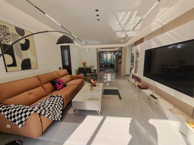 银湖·波尔卡国际花园