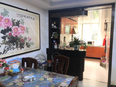 香樟城市花园 3室2厅2卫 2,600元/月 南北通透