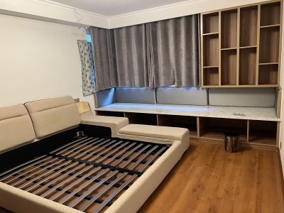 凤凰城中岛蔷薇苑