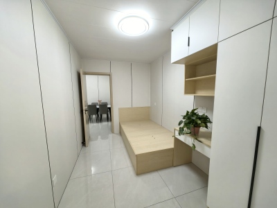 中百站宿舍 2室1厅1卫 68万 南北通透,视频房