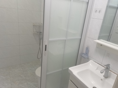 香江比华利山庄