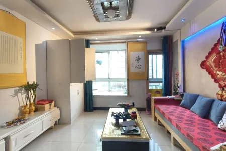 香江比华利山庄 3室1厅1卫 1,200.0元/月 南北通透,业主急售,性价比高