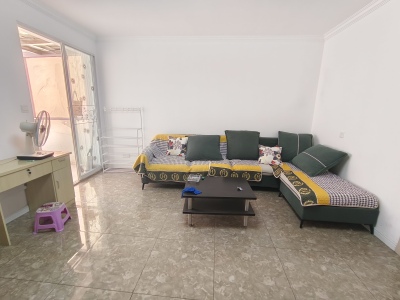 阳湖花园3房2厅1卫南精装真实好房