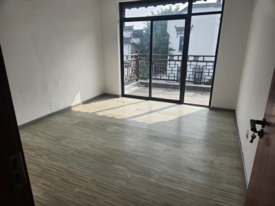 新华联鸠兹古镇