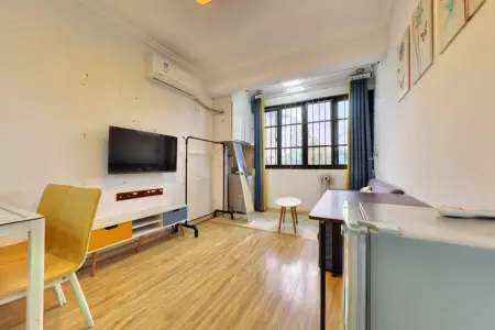 伟星公园大道壹号 1房1厅1卫 1,500元/月 采光充足