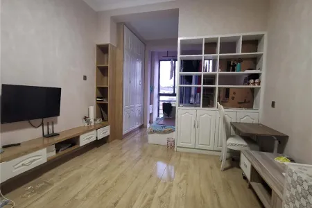 柏庄跨界 1室1厅1卫 1,700元/月 采光充足