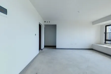 伟星印长江3房2厅2卫西毛坯真实好房