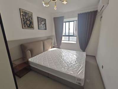 官山花园  4,000元/月 中心商务区