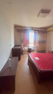 凤凰城南岛棕榈轩 2室2厅1卫 1,400元/月 采光充足,满两年