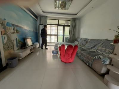 大桥新城 2室2厅1卫 1,800元/月 南北通透,满两年,采光充足