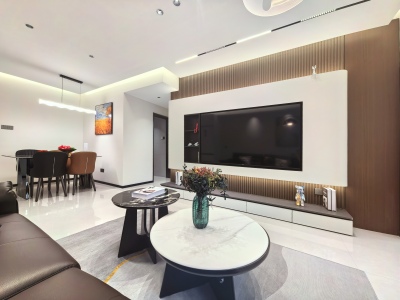 万春花园东区3室2厅1卫南豪装真实好房