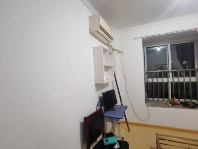 龙湖新城一期C区