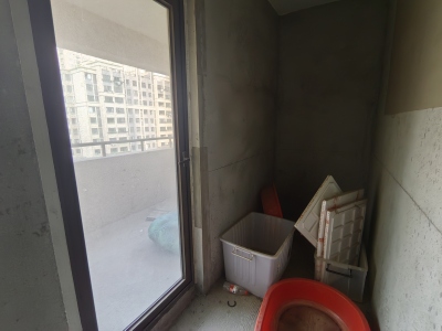 深业华府春天里