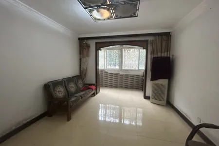 南瑞新城锦秋园 3室2厅1卫 1,600元/月 房产证在手里,南北通透