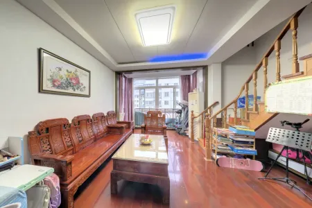 新时代商业街 3室2厅1卫 126万元 @亮点@