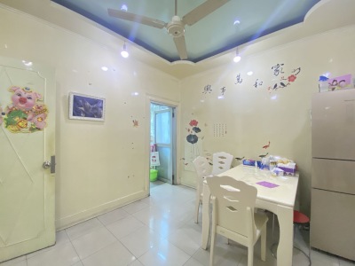 利民二村 2室1厅1卫 1200元/月 采光充足,满两年