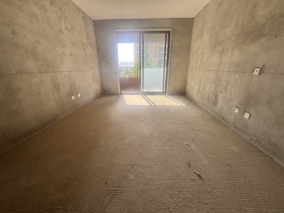 深业华府春天里