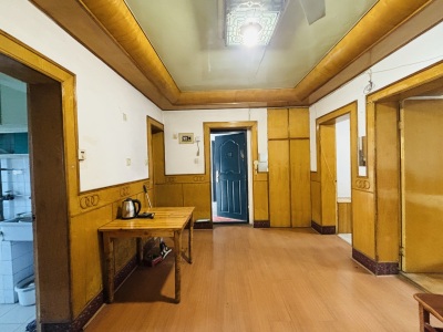 矿山新村 2室1厅1卫 800元/月 性价比高